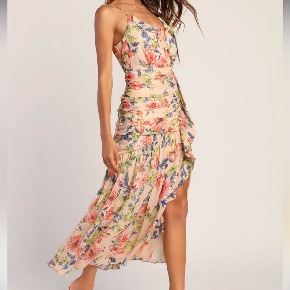 Lulus Stunning Soiree Blush Pink Floral Print Ruched Midi Dress with side slit